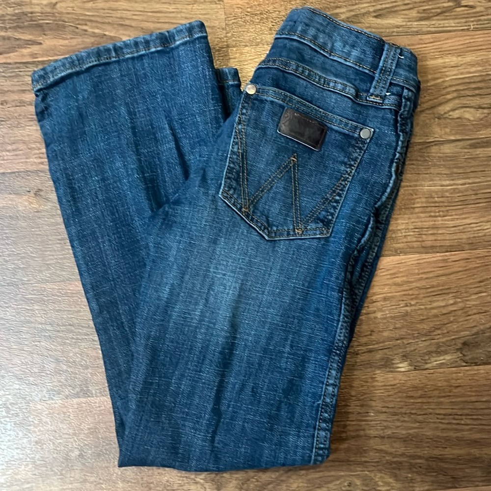 Boy’s Wrangler Retro Boot-Cut Jeans. Size 10 Regular.